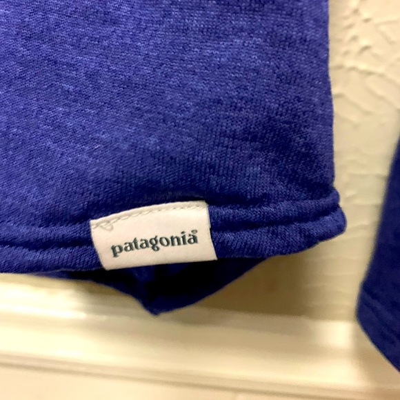 Patagonia purple pull over size women’s small - Picture 5 of 5